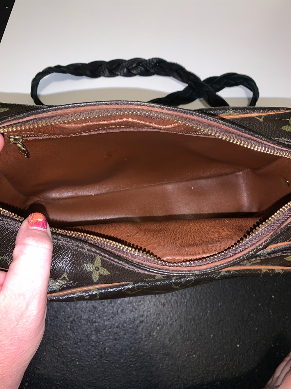 Vintage Boho Louis Vuitton Monogram Crossbody Nil bag in Brown - Picture 5 of 7